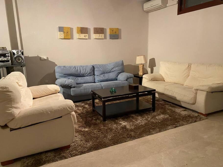 Modern 5-Bedroom Villa With Pool Montequinto Extérieur photo